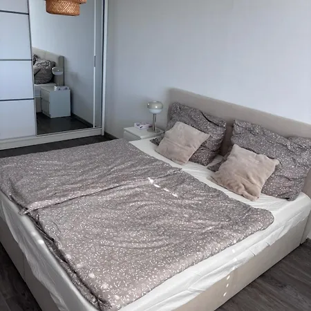 Apartmán Stylish Near Center Hradec Králové