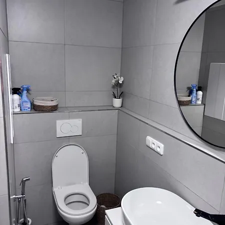Apartment Stylish Near Center Hradec Kralove